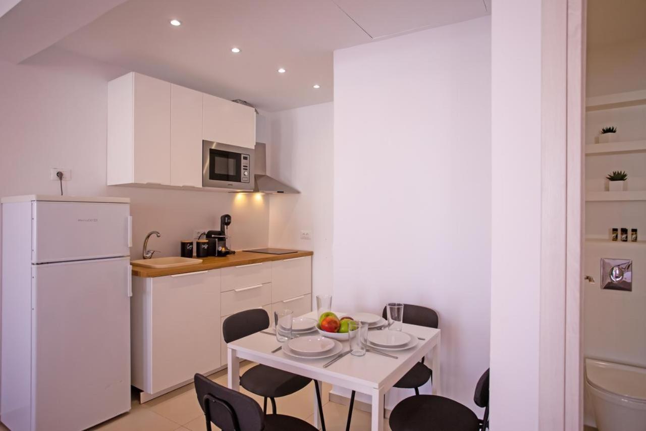 The Lavish Suite Mykonos Town Exterior photo