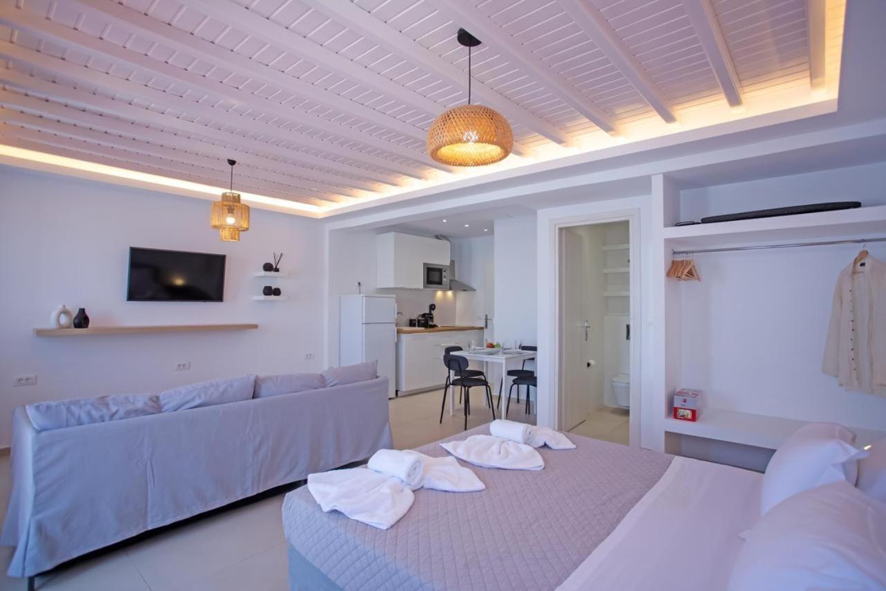 The Lavish Suite Mykonos Town Exterior photo