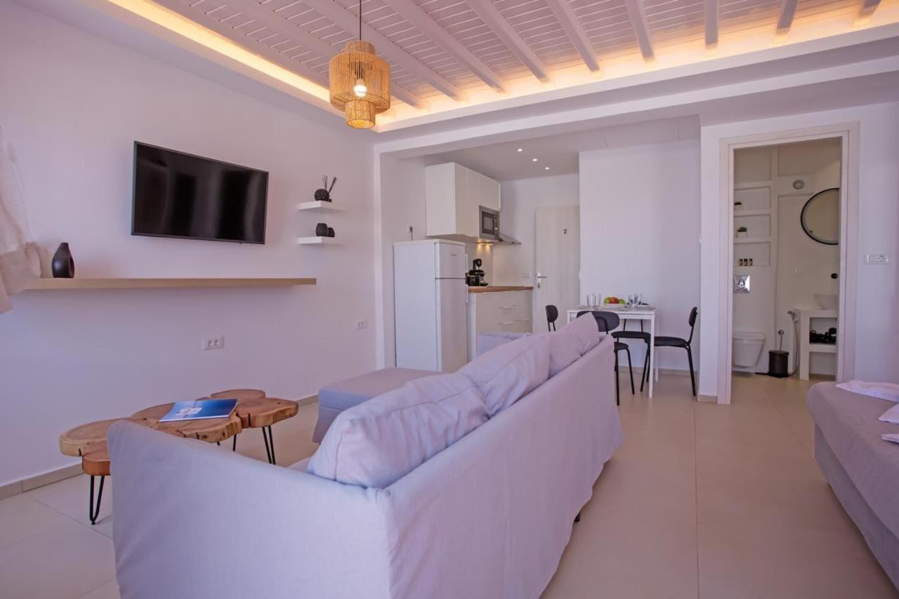 The Lavish Suite Mykonos Town Exterior photo